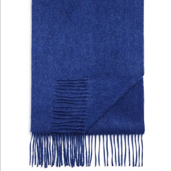 Men's Store Bloomingdale's Solid Scarf - Picture 1 of 1